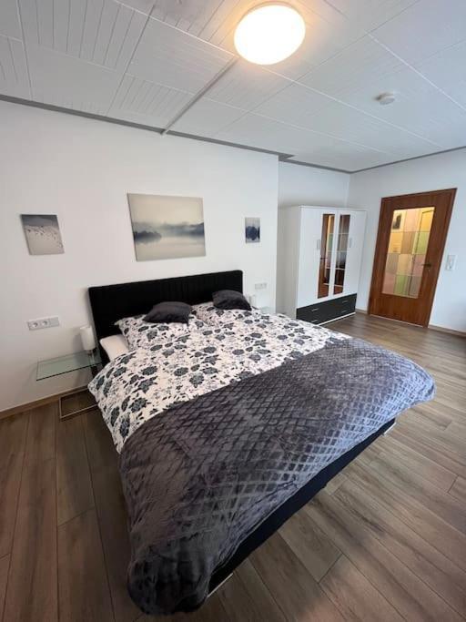 Modern Und Rustikal Mit Kamin Ferienwohnung Kohlert Bad Berleburg Extérieur photo